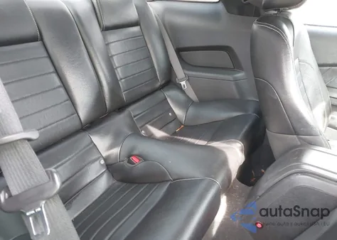 2010 Ford Mustang V6/V6 Premium from USA, damaged, VIN 1ZVBP8AN0A5108603